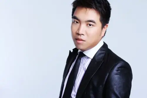 黄凯君 -- fm924主持