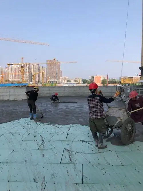 屋面保温找平层共10人