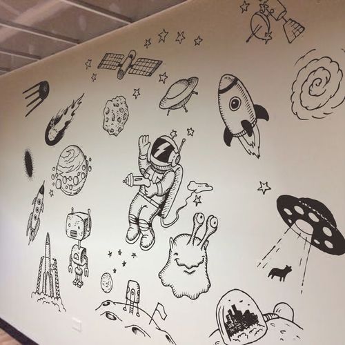 快乐星球 太空人星球飞碟火箭怪兽航天科技馆学校卡通装饰墙贴