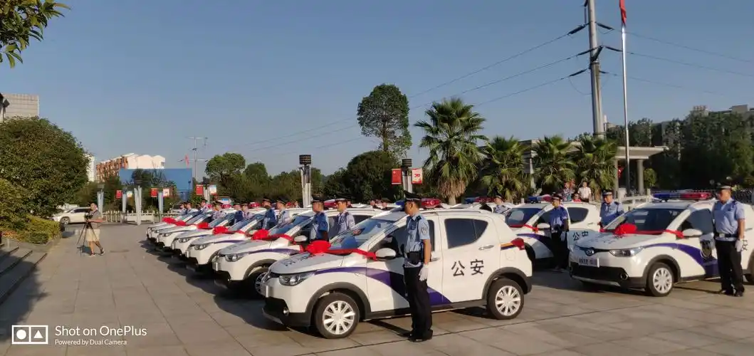 萍乡市公安局湘东分局带头使用新能源警用巡逻车!