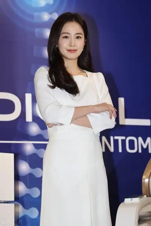 金泰熙这颜值,这才是全球最帅面孔!|女明星_网易订阅