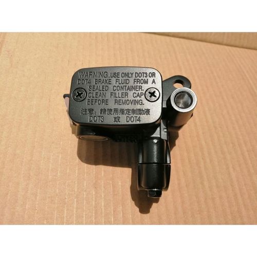 适用新大洲本田cbf125r shd125-60前刹车泵液压泵制动泵上泵