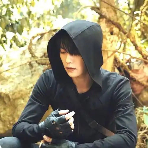 肖宇梁张起灵定妆照图楼包含100小哥图片和动图流量慎点123更新