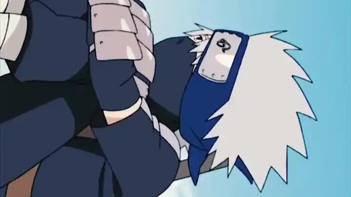 卡卡西一直保护着怀孕期间的玖辛奈