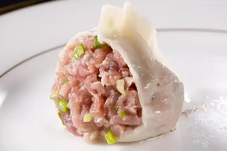 饺子馅 作为一个中国人,饺子这种传统美食,自然是美味中的