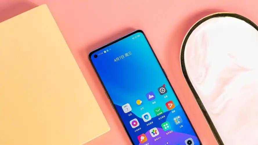 曲面超薄质感超群realmex7pro至尊版图赏