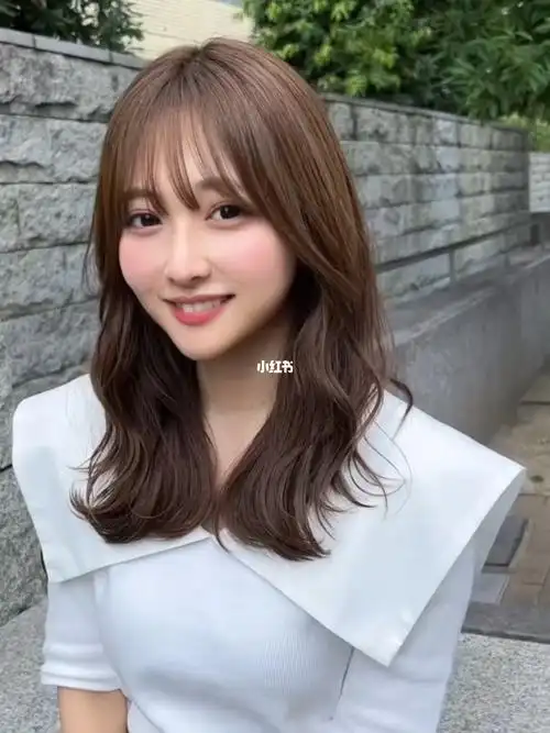 减龄20岁的烫发造型