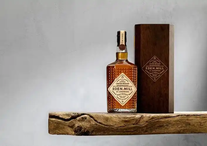伊甸园磨坊发布限量版单一麦芽威士忌-配有金雕刻的