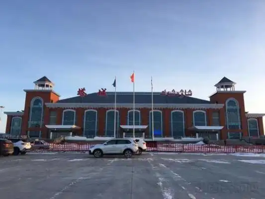 塔城机场1至7月旅客吞吐量达1988万增幅超285