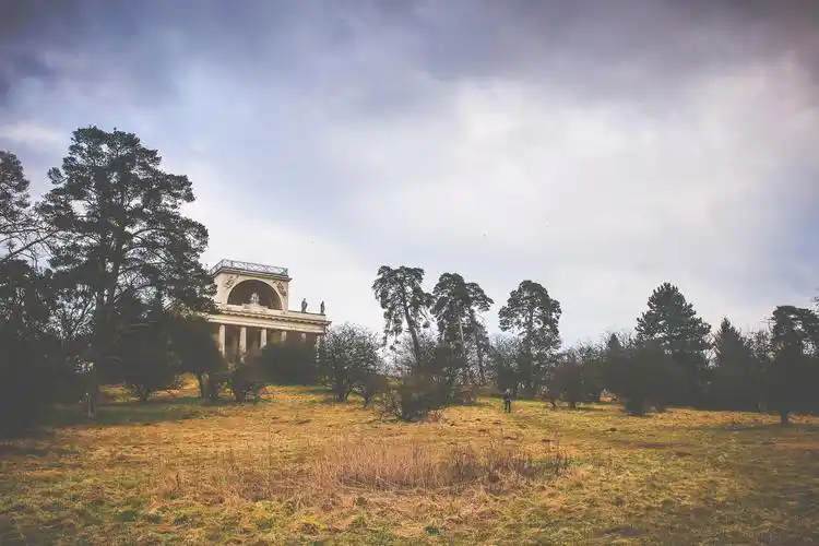 凄凉的荒野景色图片1920x1080分辨率查看