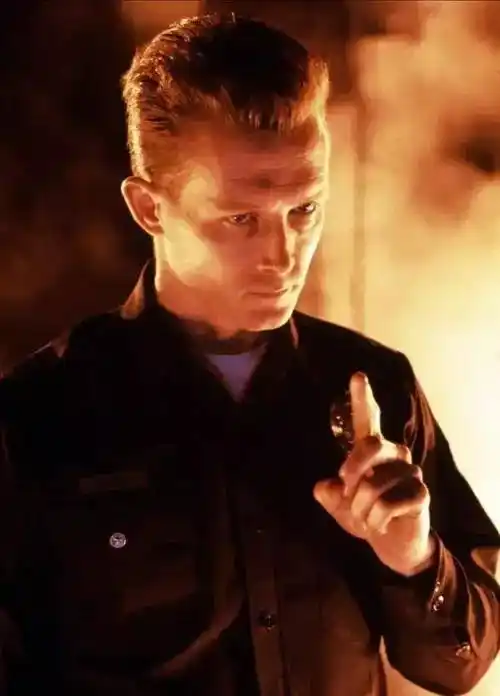 划时代的《终结者2:审判日》,经典永流传