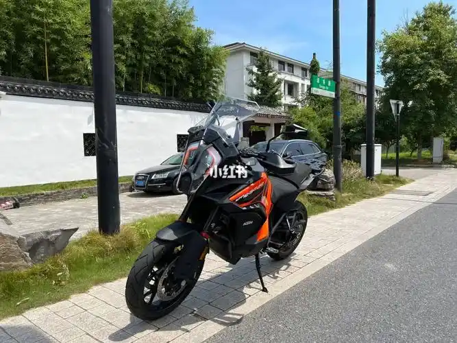 ipad mini大小一般的显示屏 很难叫人不爱啊#ktm  #ktm1290adv  #ktm