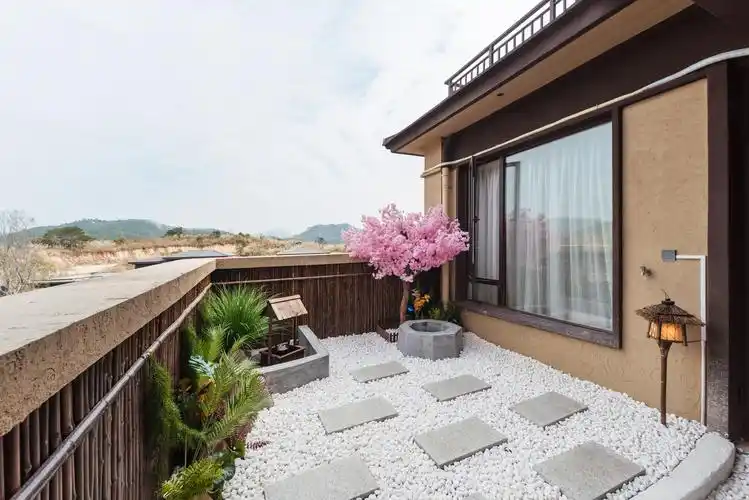 佛山高明区绿地拾野川漫野日式2房3床别墅(21#304)