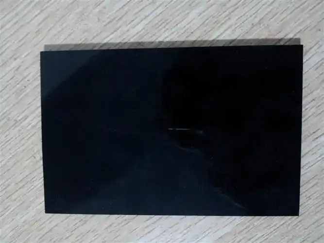 1.5纯黑色玻璃