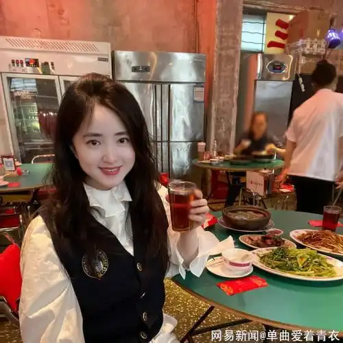 何文茵:18岁退出剧组,大好前途因学业而中断,22岁的她复出无望_网易