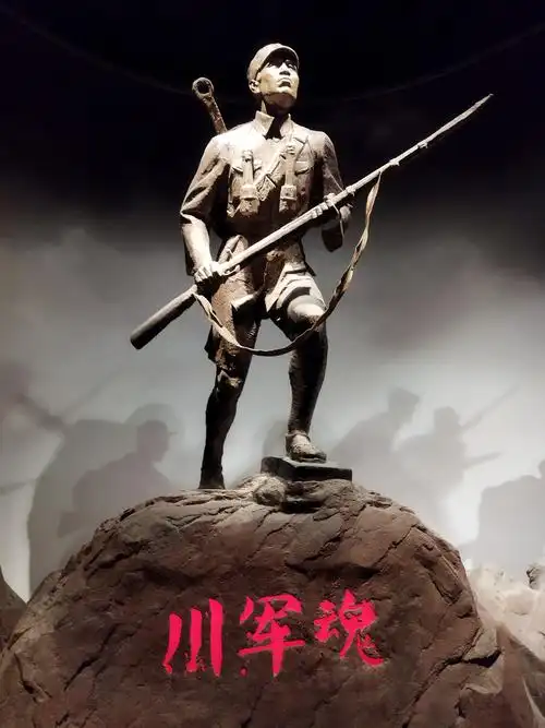 成都博物馆雕塑:《川军魂》,血战到底!
