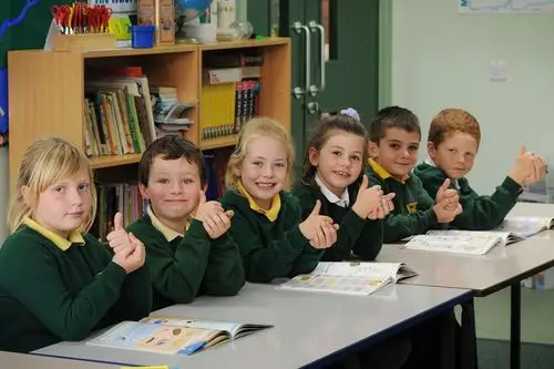 英小学校长写信教导学生正视成绩走红网络引热议