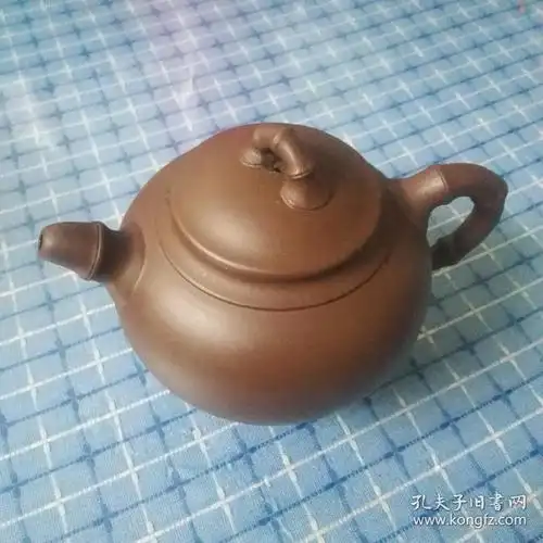 周成易款老紫砂壶