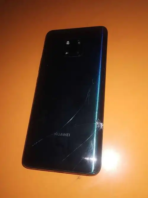 首页>版块>华为手机>华为mate20系列>裂,一摔就心痛……> 荣耀官网