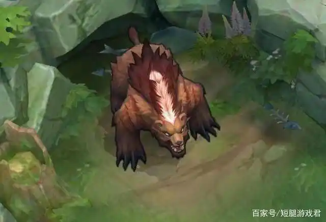 被野怪打死正常,中鲁班二技能也可以忍,中他二技能想脱坑