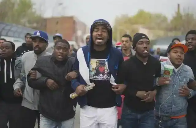 亚裔为什么在美国最受歧视如履薄冰的华裔如何破局