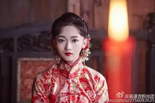 吴谨言是什么背景的个人资料