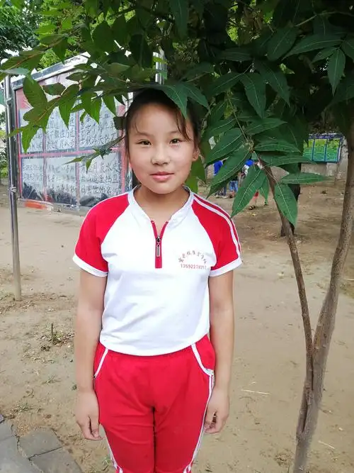 崔堂小学四年级毕业留念!