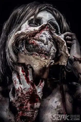 惊悚指数十颗星寂静岭暴雨超逼真cosplay