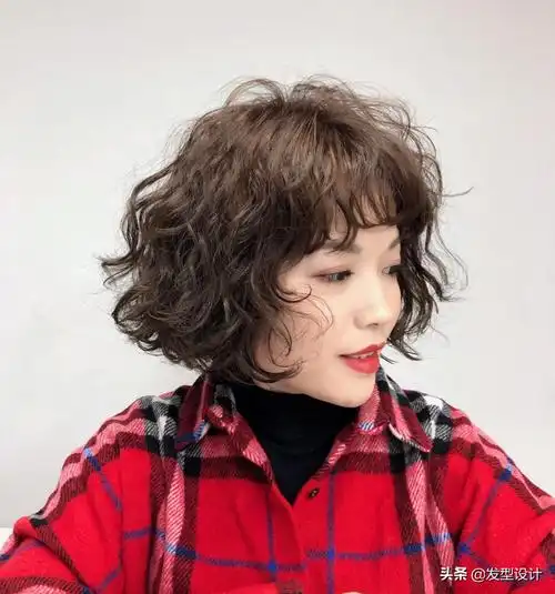 今年流行减龄短发烫发型30款,每款都心动,想换发型的收藏了