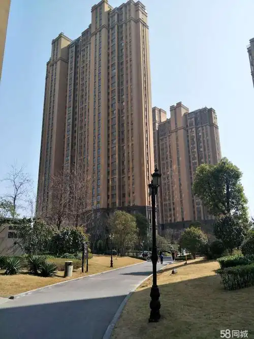 鑫苑景园 3室1厅 主卧 朝南 精装修