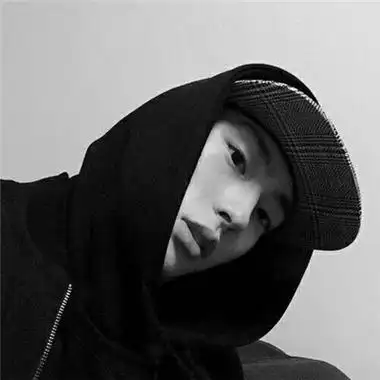 喜欢是心动最拽最霸气的社会头像男