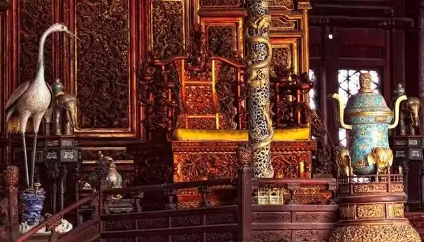 去故宫太和殿找寻"龙"的踪迹
