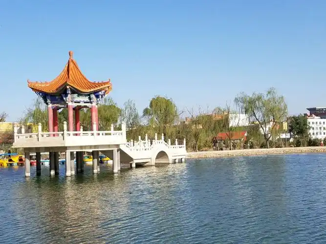 山丹南湖公园新面貌(一)