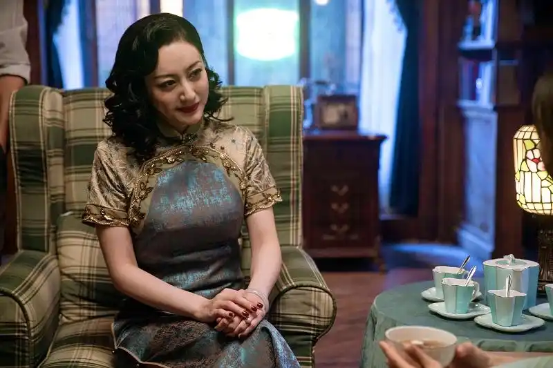 董维嘉绅探娇嗲房东圈粉塑料上海话引弹幕