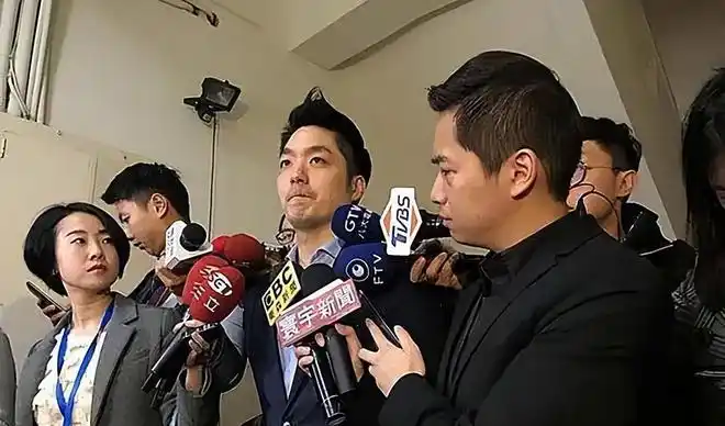 16年声称蒋家第四代标签是被强加的蒋万安弃美回台入政坛