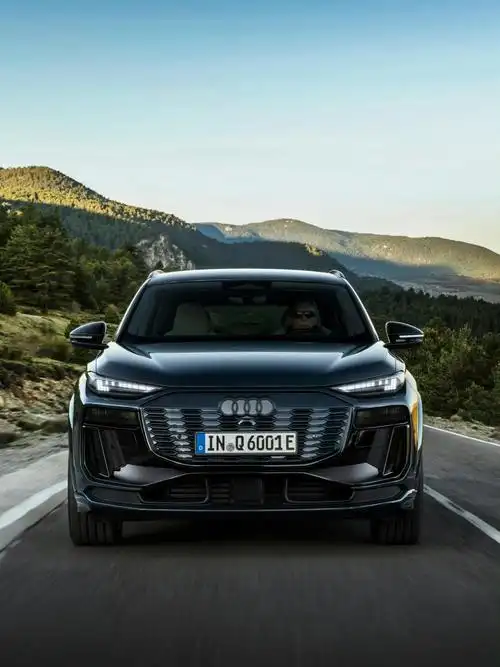 全新奥迪q6 e-tron quattro