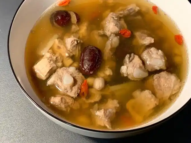 淮山红枣排骨汤2h