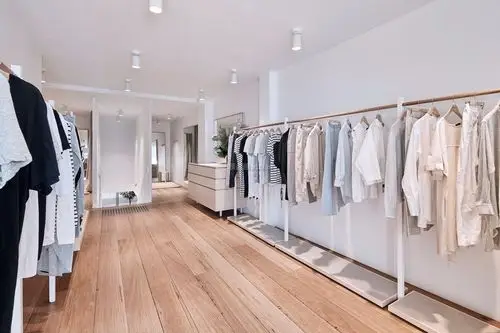 韩系风格服装店怎么装修设计