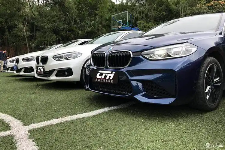 宝马1系改装大包围新款bmw125i升级m2前后杠尾翼