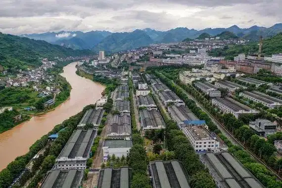 刘邦麾下部队有大量濮獠士兵(古代濮獠部落世居于茅台古地),非常神勇