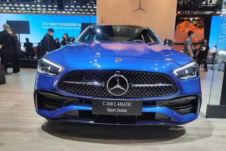 2021广州车展全新奔驰c260l4matic上市售价3722万元
