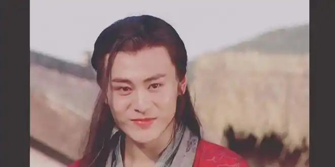 李解饰演的林平之,被评价是最经典,最惊艳的林平之,演技在当时就得到