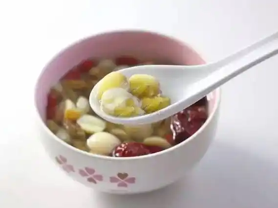 山药莲子葡萄粥