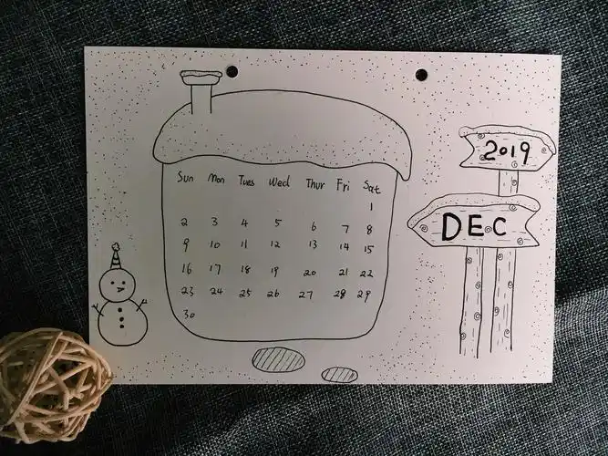 2018先给自己手绘一本日历吧