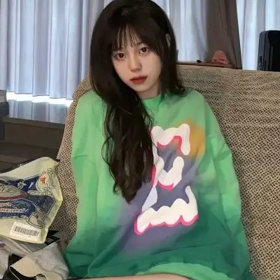 女生网恋头像去水印高清网图