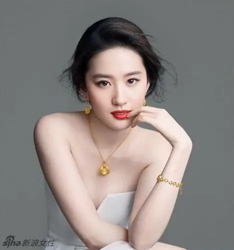 刘亦菲写真特辑 古典不失性感深得"欧巴"喜爱