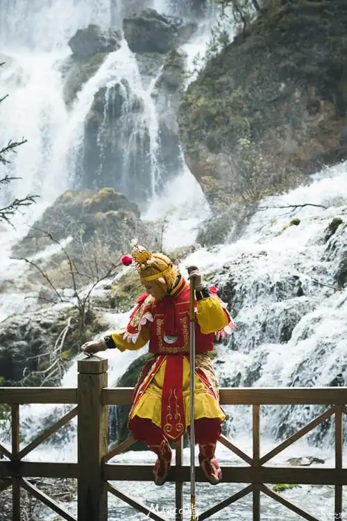 孤独的大师兄,曾经拍摄西游记的瀑布