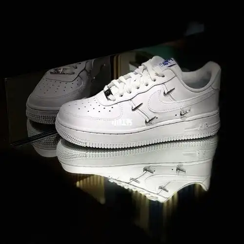 泫雅同款四钩空军一号