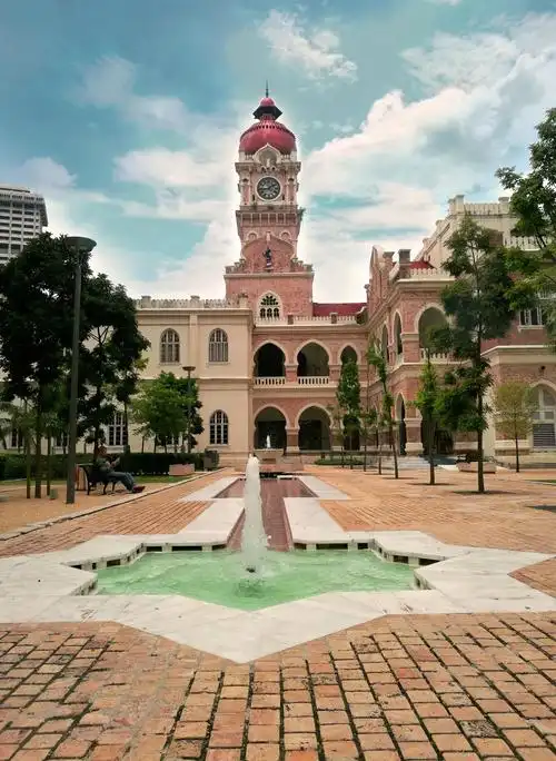 临近苏丹大厦,独立广场,茨厂街,吉隆坡塔,马里安曼印度庙,佳密清真寺