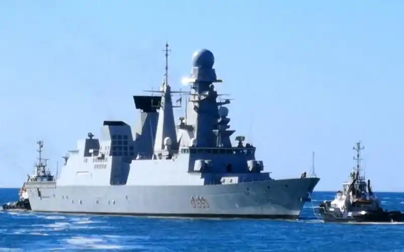 意大利海军地平线级驱逐舰安多利亚多利亚号d553抵达港口20196